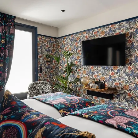 Hotel Ginette A La Folie & Spa Paris Exterior foto