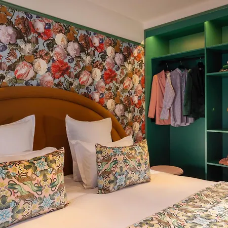 Hotel Ginette A La Folie & Spa Paris Exterior foto
